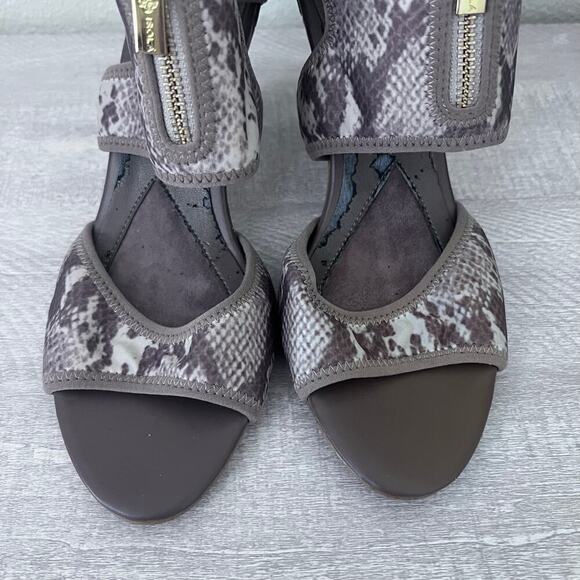 Isola Snakeskin Zip Up Brown Stiletto Heels - Size 9.5 - Picture 10 of 10